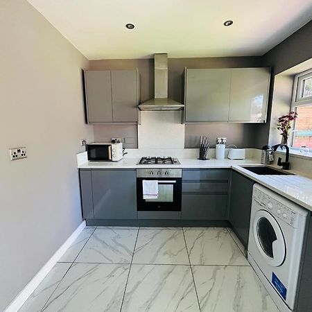 Earley Burmese - 5 Bedroom House מראה חיצוני תמונה